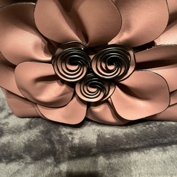 Mauve Floral Satchel Handbag - Picture 2 of 6